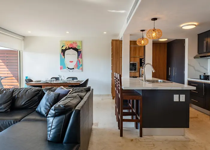 Elements Penthouse 23